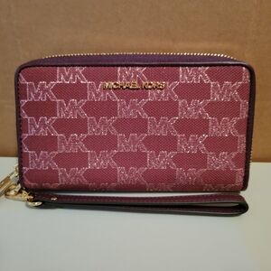 Michael Kors Jet Set Logo LG Phone Case Wristlet Wallet